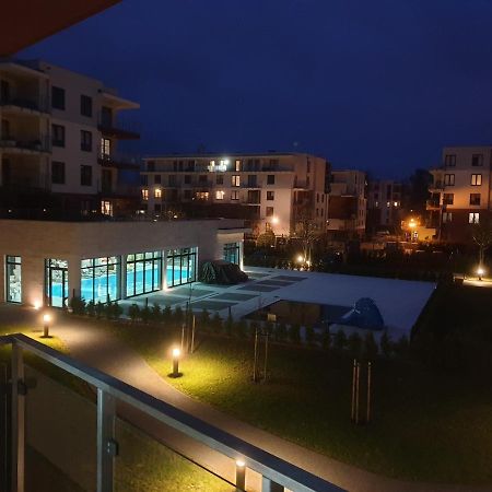 Apartament Z Basenem Laura Polanki Park Apartamento Kołobrzeg Exterior foto