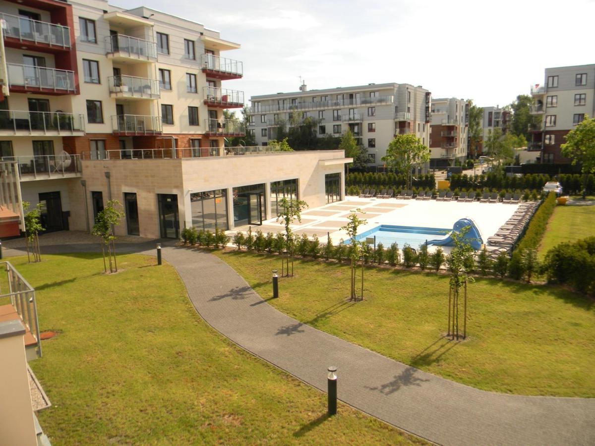 Apartament Z Basenem Laura Polanki Park Apartamento Kołobrzeg Exterior foto