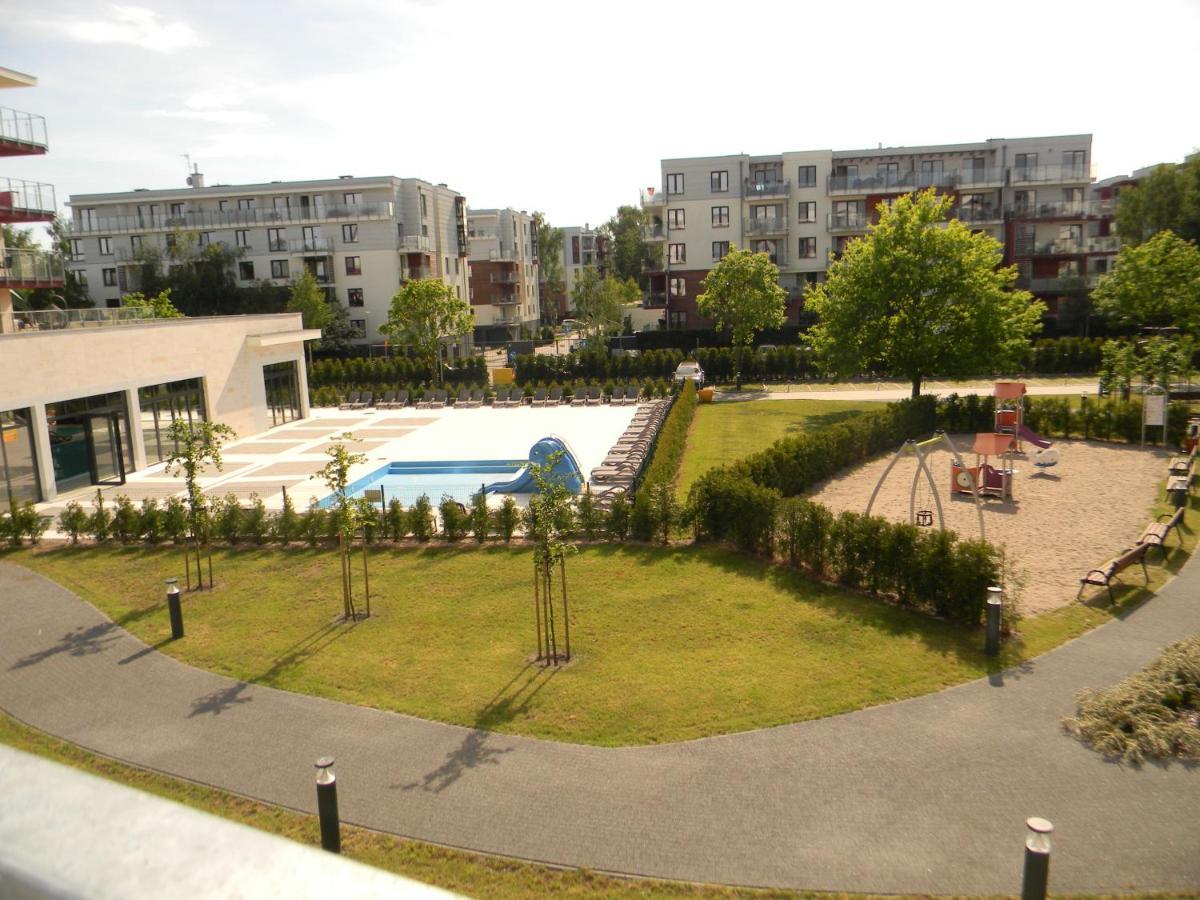 Apartament Z Basenem Laura Polanki Park Apartamento Kołobrzeg Exterior foto